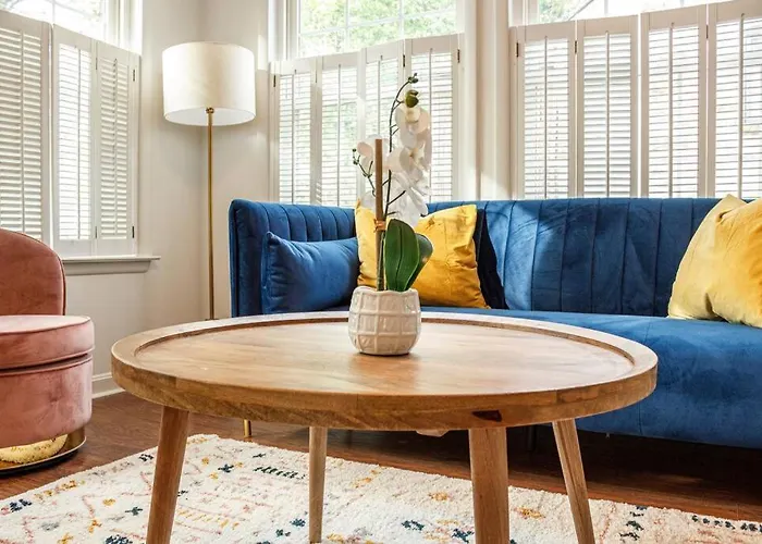 Hébergement de vacances Brand New, Renovated Urban Oasis With Plenty Of Parking Pittsburgh